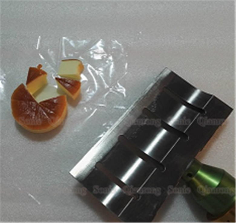 Customized Color Ultrasonic Cutting Machine For Frozen Tomato Meat Food