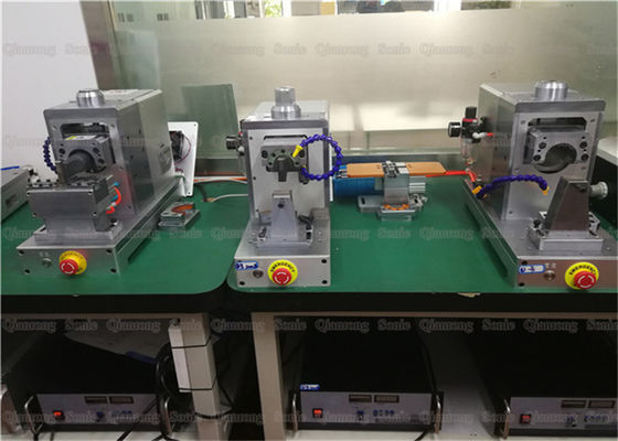 อุปกรณ์เชื่อมโลหะล้ำเสียงขนาด 3000 วัตต์สำหรับการเชื่อมแบบตาข่ายและแผ่นนิกเกิล